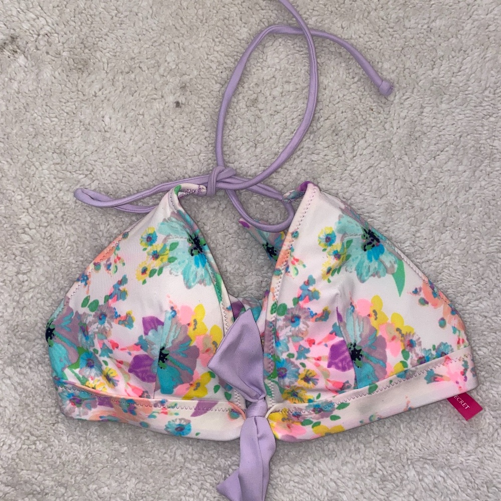 Victoria’s Secret Bathing Suit Top
